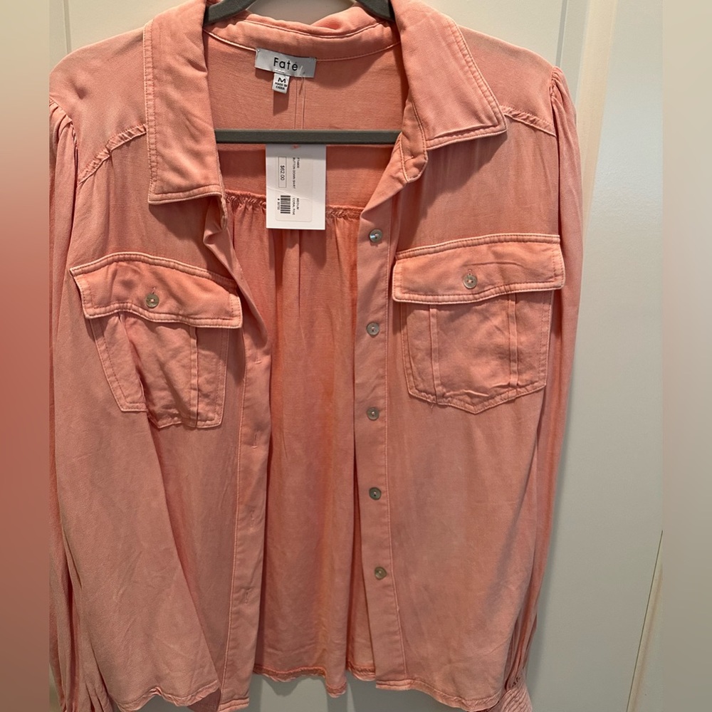 Women’s shirt